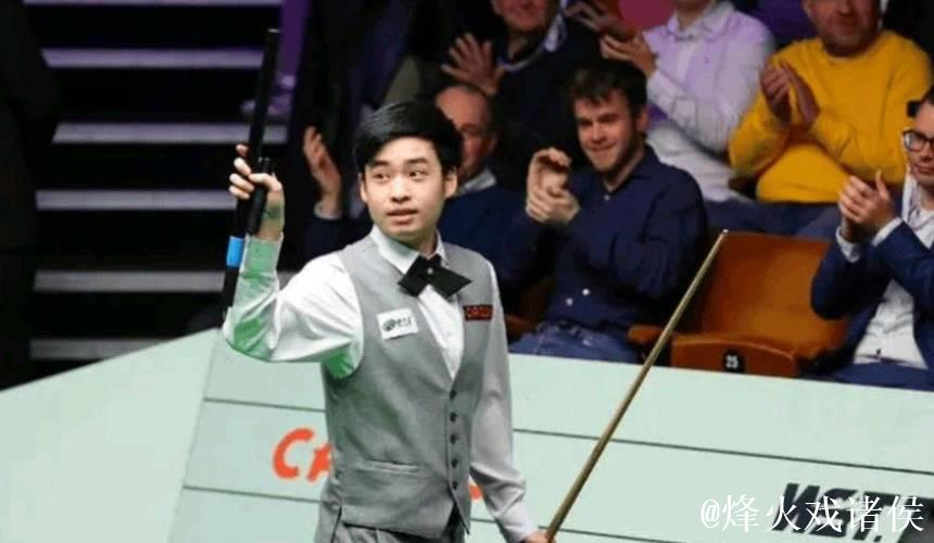 斯佳辉轰单杆136分4比3险胜戴维斯晋级32强