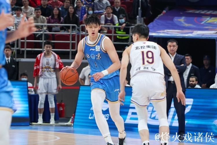 许利民:李楠的水平无可厚非 他能来可遇不可求 许利民:李楠的水平无可厚非 他能来可遇不可求